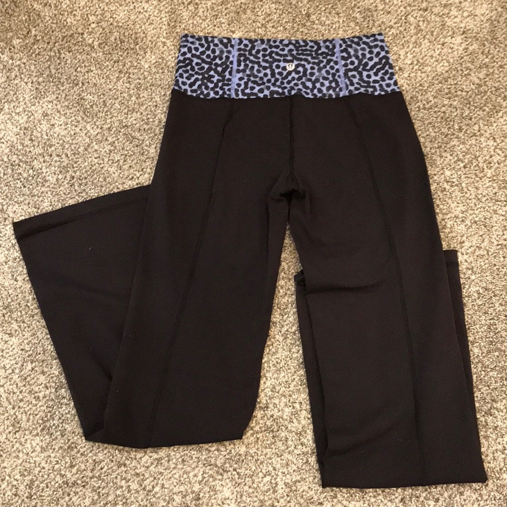 Lululemon High Waisted Yoga Pant Size 6